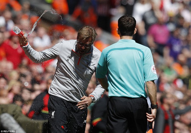 Hỏng ăn penalty, Liverpool đối diện nguy cơ bật b&#227;i tốp 4 - Ảnh 2.