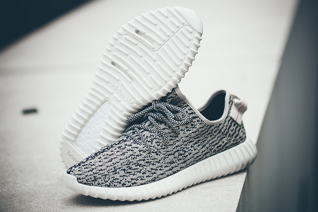 Giày Yeezy 350 có rất nhiều hàng fake, bạn đã biết cách phân biệt chưa? - Ảnh 5.