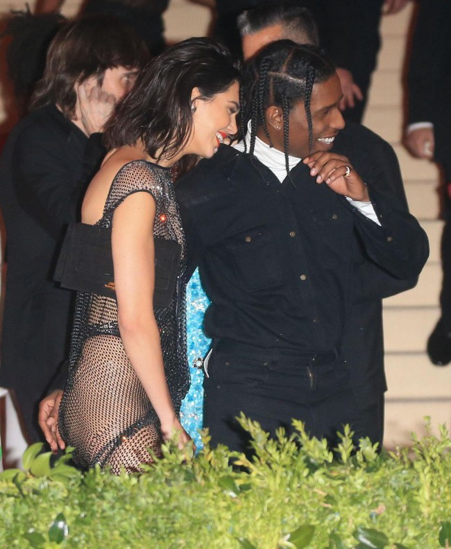 Kendall Jenner xác nhận quan hệ tình cảm với rapper A$AP Rocky - Ảnh 2.