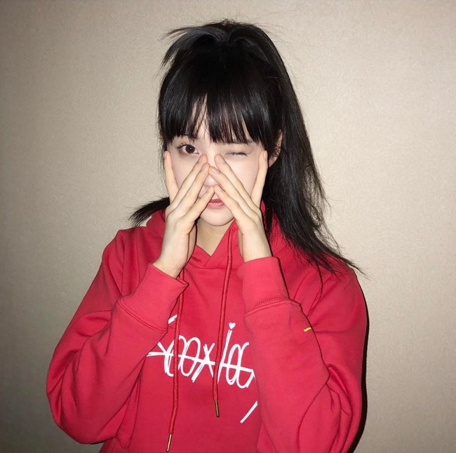 Tiên nữ đánh đàn Cello nổi nhất Đài Loan càng lớn càng xinh đẹp - Ảnh 2.