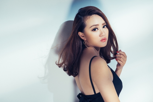 Đông Nhi sexy bên 11 chiến binh đa màu sắc tại The Voice! - Ảnh 14.