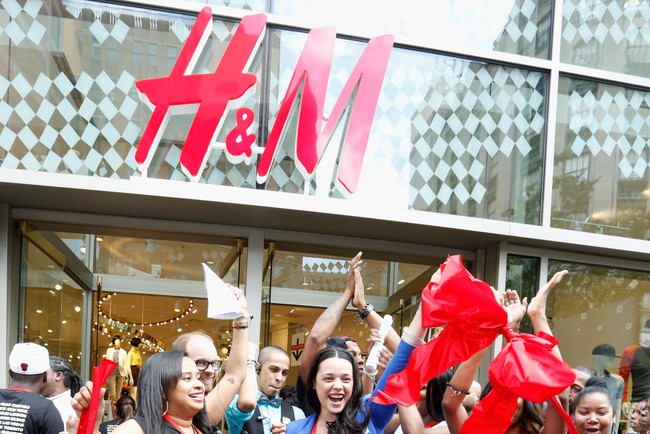 H&M sắp về Việt Nam lắm rồi nhưng không phải ai cũng nắm được 7 bí mật khi mua đồ của hãng - Ảnh 4.