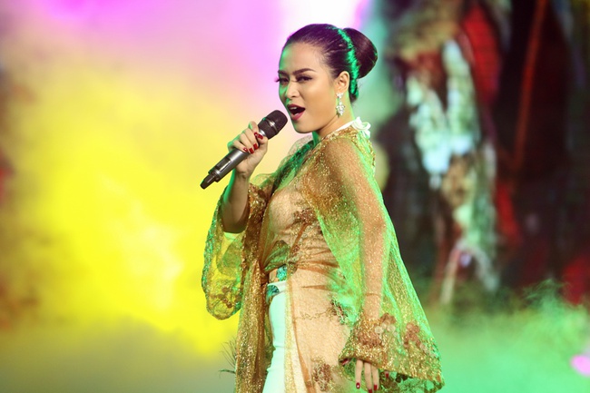 Noo Phước Thịnh vượt loạt tên tuổi lớn, nhận giải Ca sĩ của năm tại Cống hiến 2017 - Ảnh 15.
