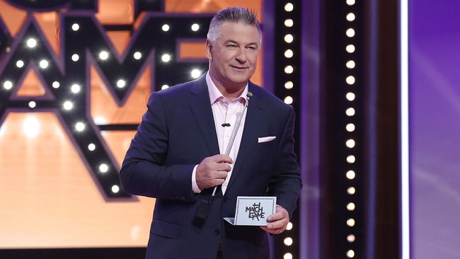 Trên thế giới, bản gốc gameshow xảy ra scandal Hương Giang xúc phạm nghệ sĩ Trung Dân cũng cực nhạy cảm! - Ảnh 3. Trên thế giới, bản gốc gameshow xảy ra scandal Hương Giang xúc phạm nghệ sĩ Trung Dân cũng cực nhạy cảm! - Ảnh 3.