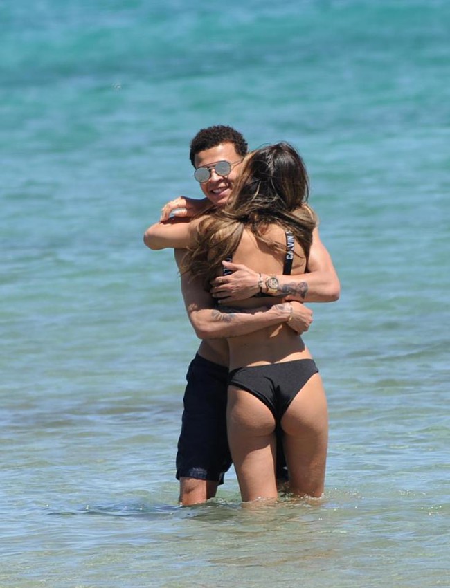 Dele Alli về vùng biển vắng cùng bạn gái người mẫu nội y - Ảnh 5. Dele Alli về vùng biển vắng cùng bạn gái người mẫu nội y - Ảnh 5.