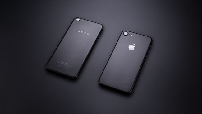 3 smartphone có thiết kế sao y bản chính của iPhone 7 đến khó tin - Ảnh 1.
