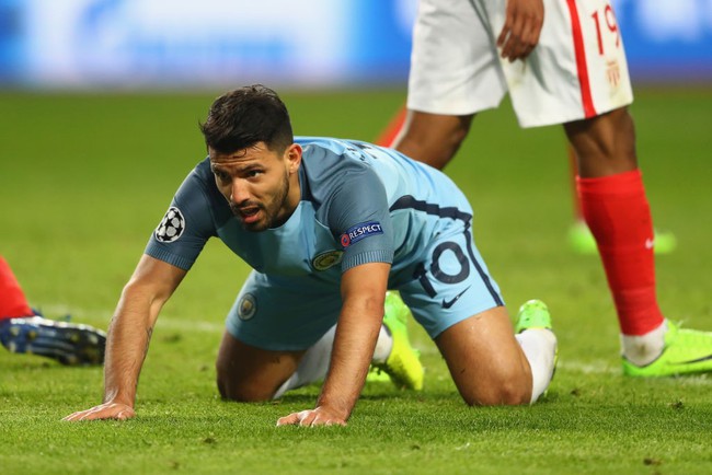 Ronaldo sa sút nghiêm trọng ở Champions League mùa này - Ảnh 5.