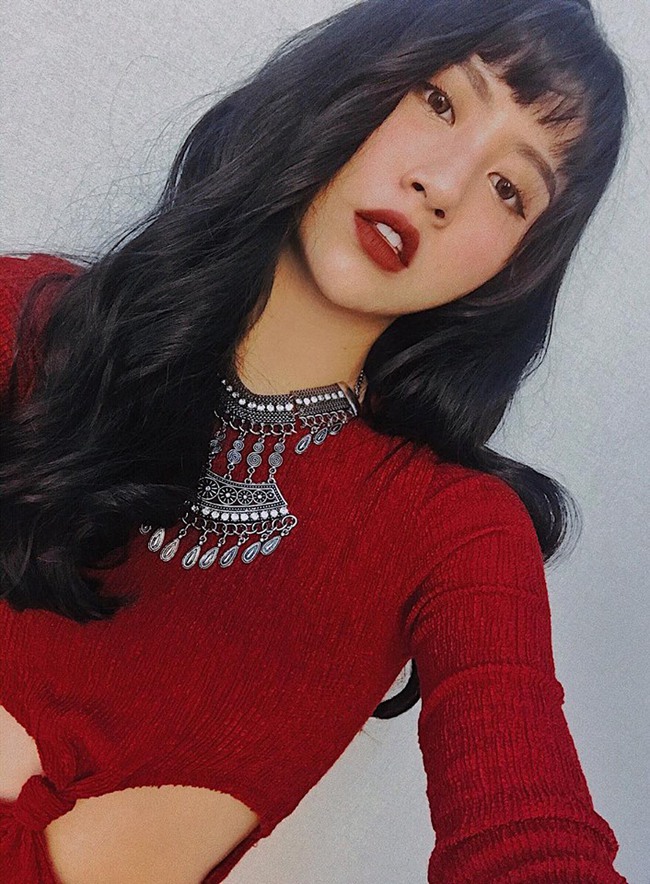 So với đàn chị đàn em, phong cách của Quỳnh Anh Shyn ngày càng... lạ - Ảnh 16. So với đàn chị đàn em, phong cách của Quỳnh Anh Shyn ngày càng... lạ - Ảnh 16.