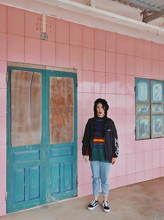 So với đàn chị đàn em, phong cách của Quỳnh Anh Shyn ngày càng... lạ - Ảnh 10. So với đàn chị đàn em, phong cách của Quỳnh Anh Shyn ngày càng... lạ - Ảnh 10.