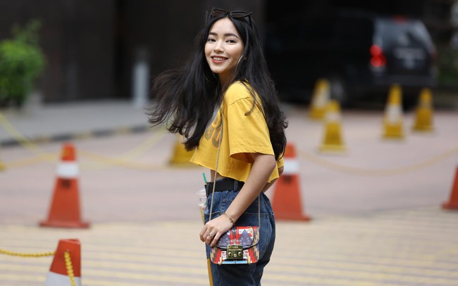 An Nguy, Quỳnh Anh Shyn, Châu Bùi... đồng loạt phô diễn street style đáng ngắm trên đất Malaysia - Ảnh 15.