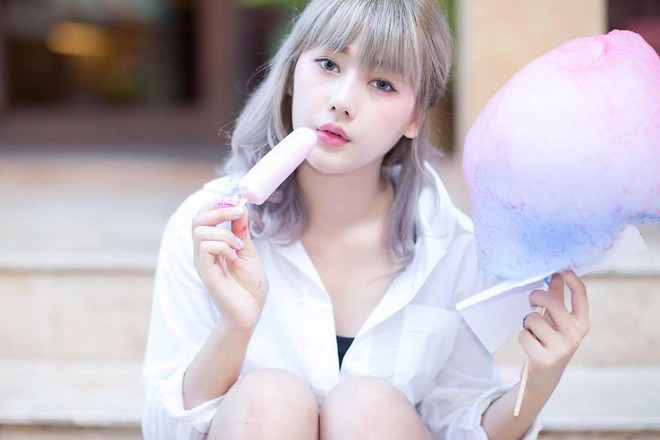 Lộ ảnh trong quá khứ, hot girl má phính nổi tiếng Thái Lan bị nghi đã PTTM - Ảnh 1. Lộ ảnh trong quá khứ, hot girl má phính nổi tiếng Thái Lan bị nghi đã PTTM - Ảnh 1.
