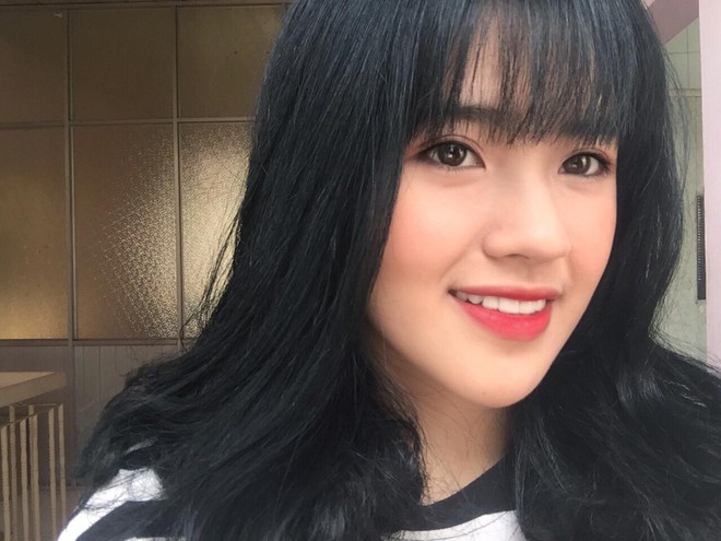 Cô gái Nhân văn năm ấy ai cũng muốn học cùng: Xinh, hát hay lại giỏi ngoại ngữ - Ảnh 7. Cô gái Nhân văn năm ấy ai cũng muốn học cùng: Xinh, hát hay lại giỏi ngoại ngữ - Ảnh 7.