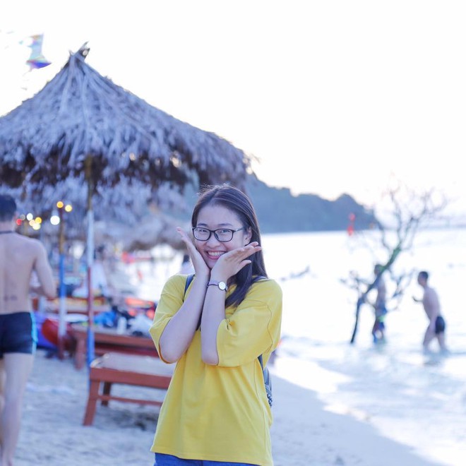 Lâu lắm rồi mới có cảnh nữ sinh đạt vòng nguyệt quế đứng giữa 3 chàng trai tại Đường lên đỉnh Olympia - Ảnh 8. Lâu lắm rồi mới có cảnh nữ sinh đạt vòng nguyệt quế đứng giữa 3 chàng trai tại Đường lên đỉnh Olympia - Ảnh 8.