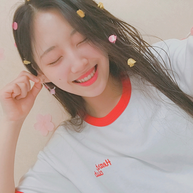 Nữ sinh 1999 hút fan nhờ vẻ ngoài giống cô nàng nổi loạn Sulli một cách giật mình - Ảnh 2. Nữ sinh 1999 hút fan nhờ vẻ ngoài giống cô nàng nổi loạn Sulli một cách giật mình - Ảnh 2.
