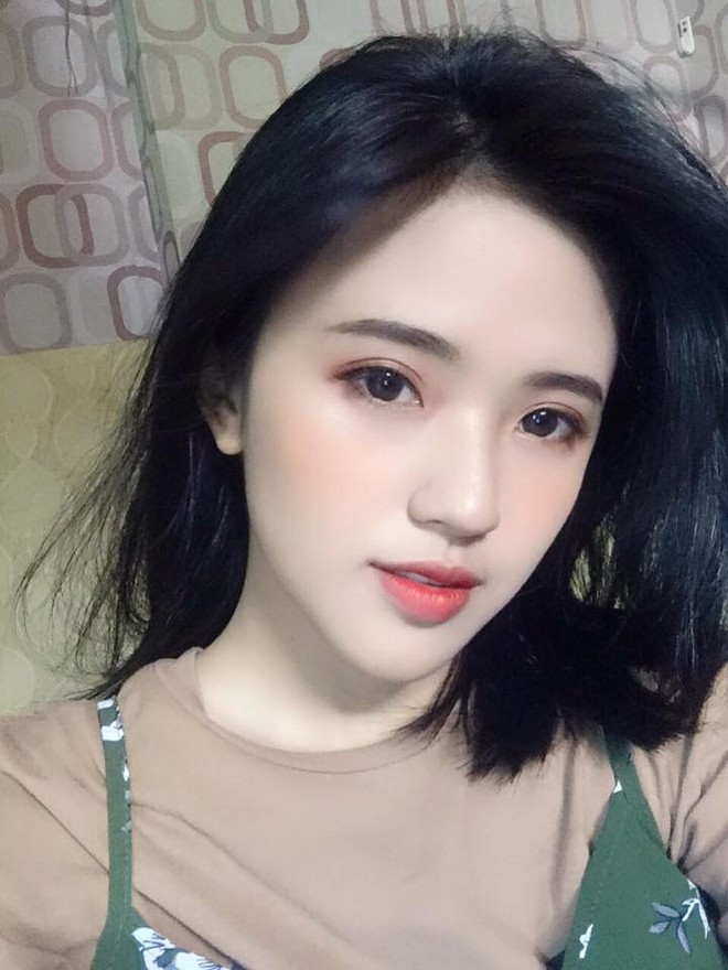 Cô gái Nhân văn năm ấy ai cũng muốn học cùng: Xinh, hát hay lại giỏi ngoại ngữ - Ảnh 7. Cô gái Nhân văn năm ấy ai cũng muốn học cùng: Xinh, hát hay lại giỏi ngoại ngữ - Ảnh 7.