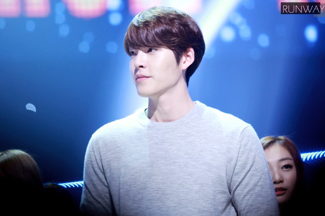 Bệnh tình Kim Woo Bin: Đã hoàn thành đợt hóa trị đầu tiên, sụt tận 10 kg - Ảnh 1.