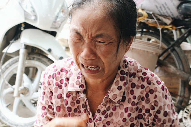 Bi kịch cựu SV Hà Nội có 3 tấm bằng quốc tế vướng vào tội Giết người: Nỗi đau cùng cực của người mẹ nghèo - Ảnh 2.