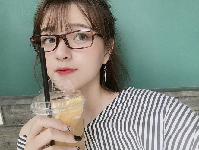 C&#244; bạn Việt nổi nhất lễ hội &#226;m nhạc EDM v&#236; qu&#225; xinh! - Ảnh 8.