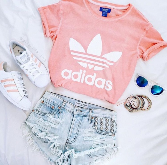 Bất ngờ chưa, chiếc áo logo adidas xưa như Trái Đất lại đang là hot trend của hè 2017 - Ảnh 20.