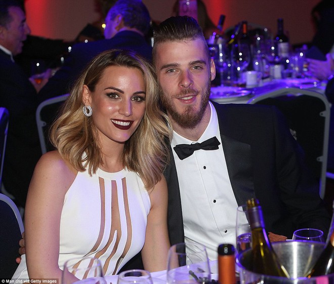 Quả bóng hồng 2016 đánh bật nhan sắc dàn WAGs Man Utd - Ảnh 4. Quả bóng hồng 2016 đánh bật nhan sắc dàn WAGs Man Utd - Ảnh 4.