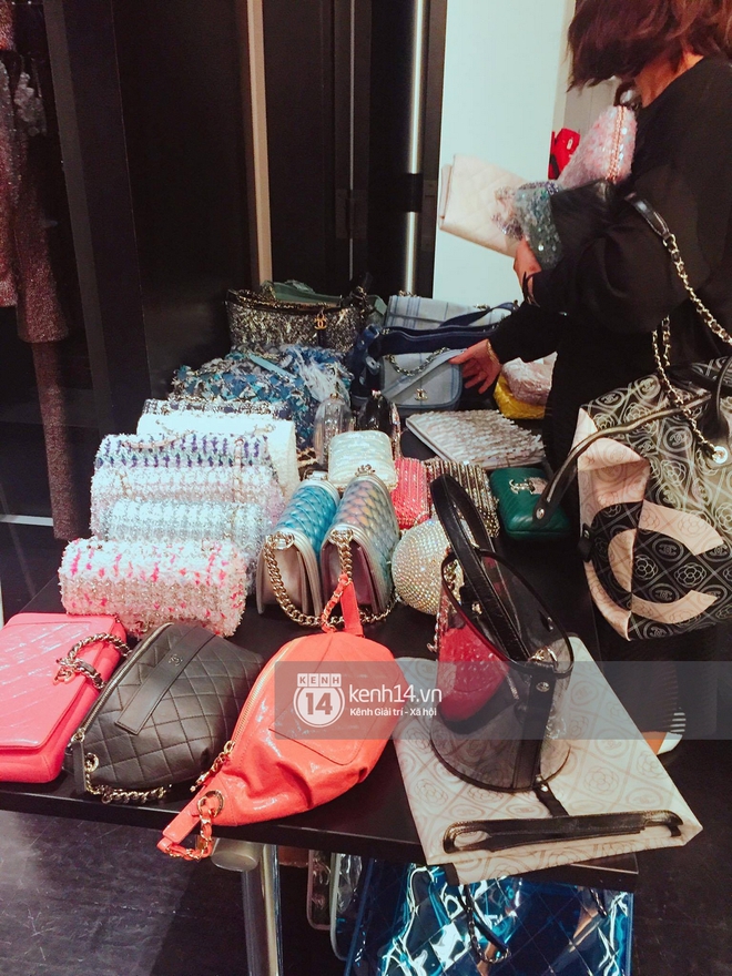 Độc quyền: Sau Louis Vuitton, Thùy Trang tiếp tục trình diễn cho private show của Chanel - Ảnh 3. Độc quyền: Sau Louis Vuitton, Thùy Trang tiếp tục trình diễn cho private show của Chanel - Ảnh 3.