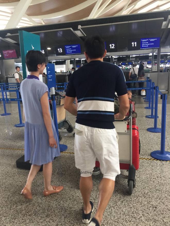 Vợ chồng Lưu Thi Thi - Ngô Kỳ Long tay trong tay đi du lịch hâm nóng tình cảm - Ảnh 4. Vợ chồng Lưu Thi Thi - Ngô Kỳ Long tay trong tay đi du lịch hâm nóng tình cảm - Ảnh 4.