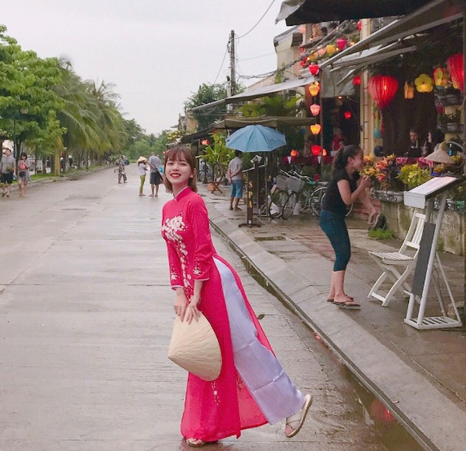 Nhan sắc "không đùa được đâu" của nữ sinh ĐH Hoa Sen - Ảnh 2. Nhan sắc "không đùa được đâu" của nữ sinh ĐH Hoa Sen - Ảnh 2.