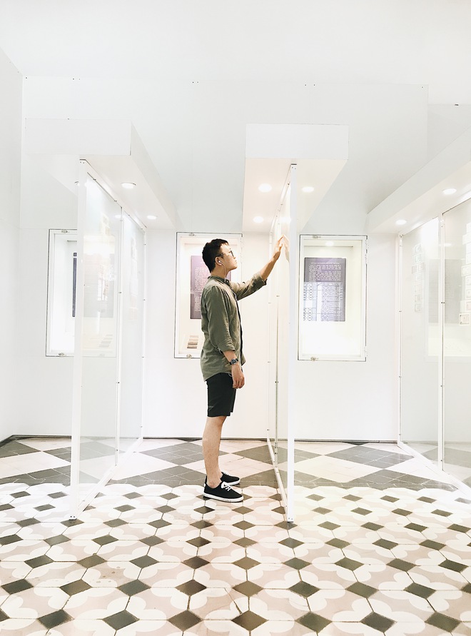 Chỉ với 5k đồng, bạn sẽ được bước ngay vào thiên đường chụp ảnh "vừa lạ vừa quen" của giới trẻ Sài Gòn! - Ảnh 14. Chỉ với 5k đồng, bạn sẽ được bước ngay vào thiên đường chụp ảnh "vừa lạ vừa quen" của giới trẻ Sài Gòn! - Ảnh 14.
