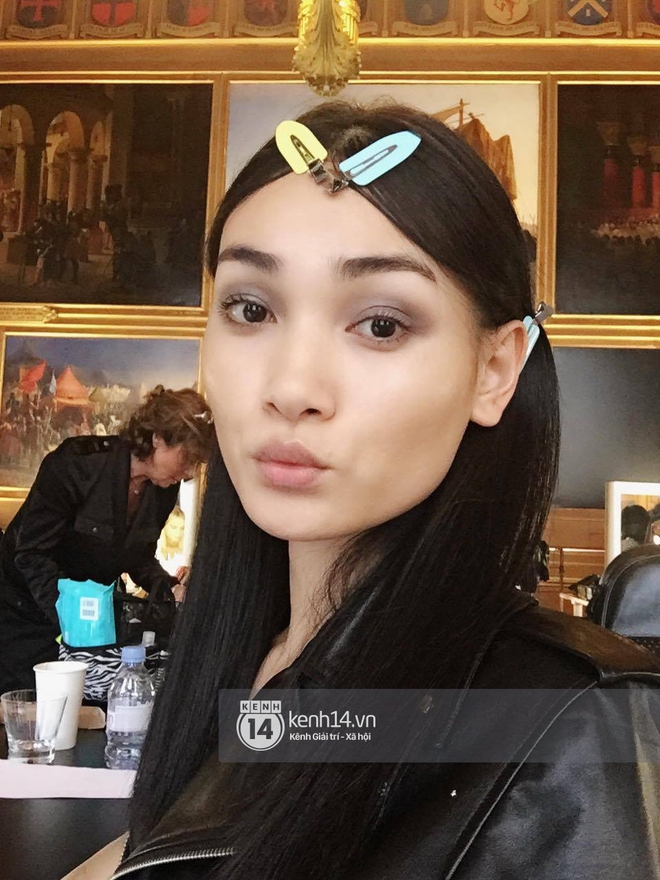 Độc quyền: Sau Louis Vuitton, Thùy Trang tiếp tục trình diễn cho private show của Chanel - Ảnh 8. Độc quyền: Sau Louis Vuitton, Thùy Trang tiếp tục trình diễn cho private show của Chanel - Ảnh 8.