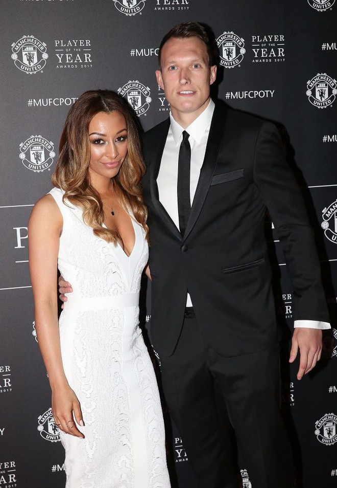 Quả bóng hồng 2016 đánh bật nhan sắc dàn WAGs Man Utd - Ảnh 7. Quả bóng hồng 2016 đánh bật nhan sắc dàn WAGs Man Utd - Ảnh 7.
