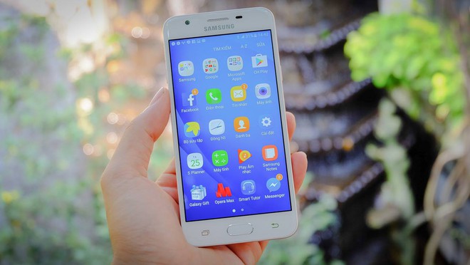 4 smartphone hấp dẫn cho những người không có hầu bao rủng rỉnh - Ảnh 3. 4 smartphone hấp dẫn cho những người không có hầu bao rủng rỉnh - Ảnh 3.