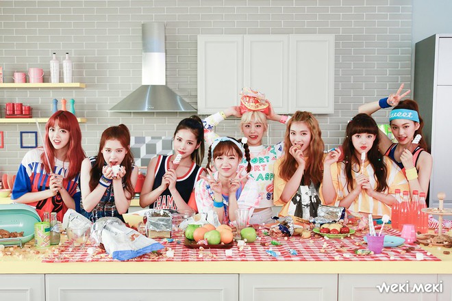 Chia line hát bất công 2017: Vì idol bất tài hay do công ty thiên vị? - Ảnh 1. Chia line hát bất công 2017: Vì idol bất tài hay do công ty thiên vị? - Ảnh 1.