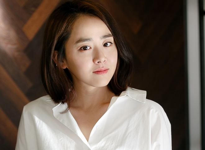 Em gái quốc dân Moon Geun Young ngày càng hở bạo, khoe đôi chân nuột bất ngờ - Ảnh 10.