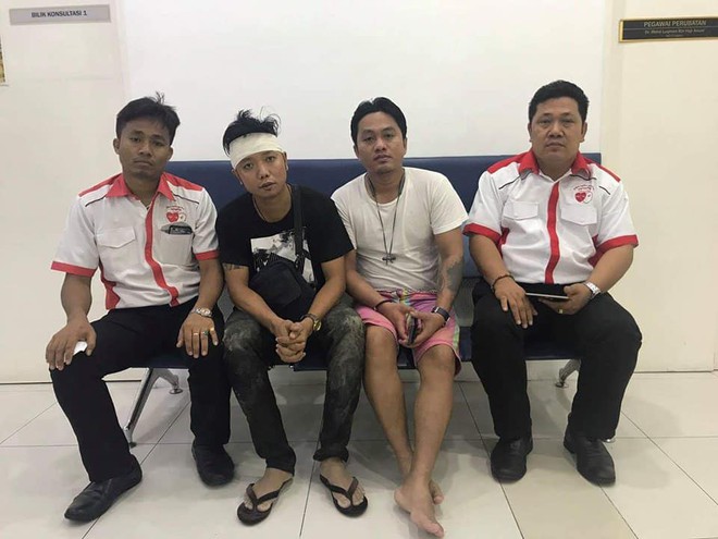 Không được hưởng niềm vui chiến thắng, CĐV Myanmar còn bị fan Malaysia đánh chảy máu đầu - Ảnh 5.