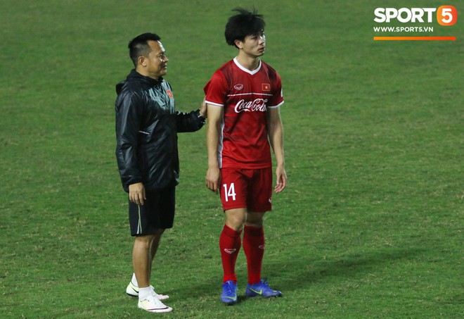 Công Phượng, Văn Toàn được bổ túc trước khi lên đường sang Lào dự AFF Cup 2018 - Ảnh 2.