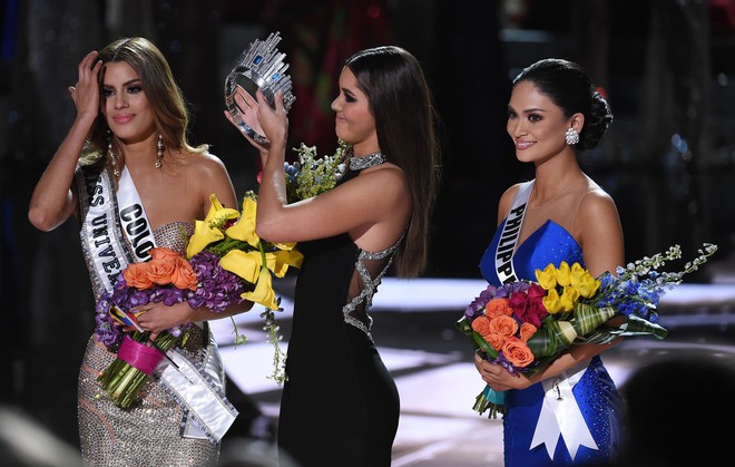 Không chỉ HHen Niê, nhiều thí sinh Miss Universe cũng gặp khó về ngôn ngữ: Người vẫn đăng quang, kẻ tiếc nuối vụt mất vương miện - Ảnh 5.