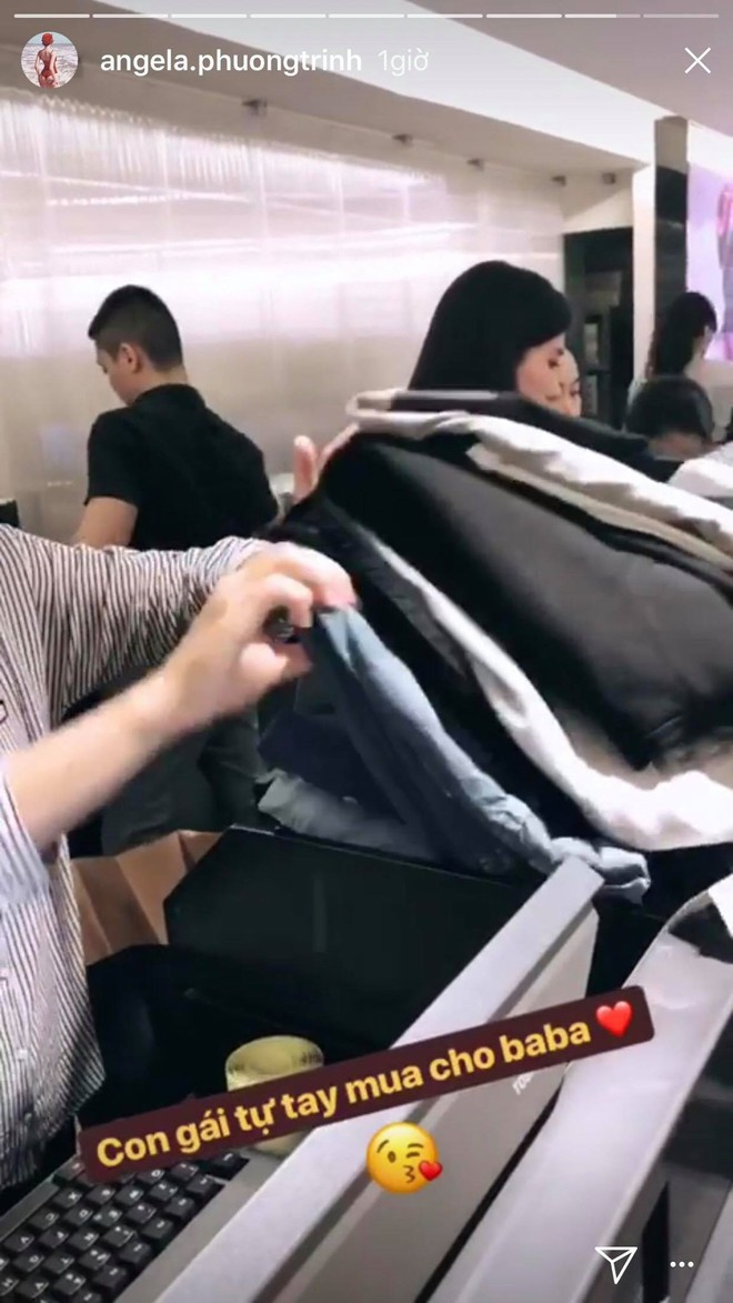 Ngày cuối cùng của năm Đinh Dậu: Sao Việt háo hức chờ mong đón Tết - Ảnh 6. Ngày cuối cùng của năm Đinh Dậu: Sao Việt háo hức chờ mong đón Tết - Ảnh 6.