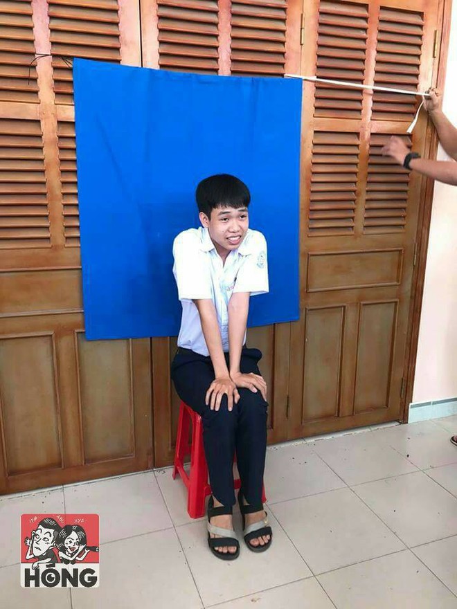 Khi bạn phải chụp ảnh thẻ nhưng không quên mình là người có thần thái sang chảnh bẩm sinh - Ảnh 4. Khi bạn phải chụp ảnh thẻ nhưng không quên mình là người có thần thái sang chảnh bẩm sinh - Ảnh 4.