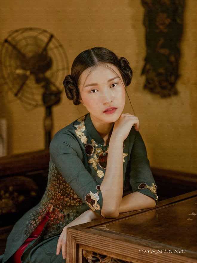 Không hổ danh là Nàng thơ xứ Huế, Ngọc Trân lại khiến bao người ngẩn ngơ vì vẻ đẹp trong sáng, dịu dàng - Ảnh 15. Không hổ danh là Nàng thơ xứ Huế, Ngọc Trân lại khiến bao người ngẩn ngơ vì vẻ đẹp trong sáng, dịu dàng - Ảnh 15.