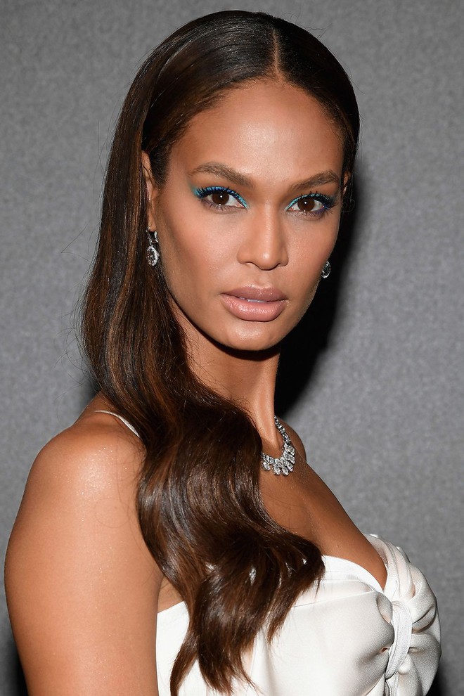 15 khoảnh khắc beauty thần sầu tại Cannes 2018 mà tín đồ làm đẹp nào cũng nên xem để lấy cảm hứng - Ảnh 13. 15 khoảnh khắc beauty thần sầu tại Cannes 2018 mà tín đồ làm đẹp nào cũng nên xem để lấy cảm hứng - Ảnh 13.