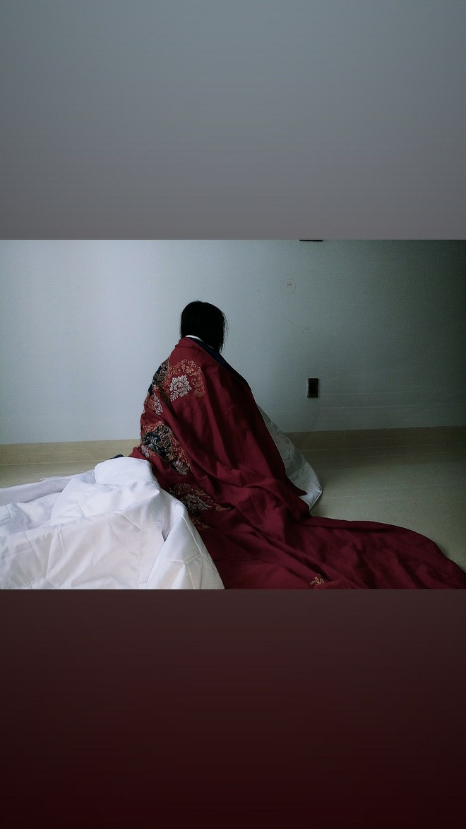 Khi bạn là fan trung thành của phim cổ trang và nhận ra trong nhà có cái ga giường chuẩn style kiếm hiệp - Ảnh 4. Khi bạn là fan trung thành của phim cổ trang và nhận ra trong nhà có cái ga giường chuẩn style kiếm hiệp - Ảnh 4.