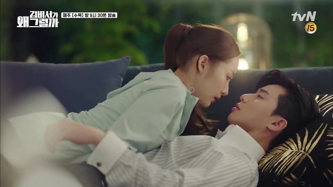 Thư Ký Kim: Trẹo cả chân vì ghen, Park Seo Joon kéo Park Min Young ngã suýt chạm môi rồi! - Ảnh 29. Thư Ký Kim: Trẹo cả chân vì ghen, Park Seo Joon kéo Park Min Young ngã suýt chạm môi rồi! - Ảnh 29.
