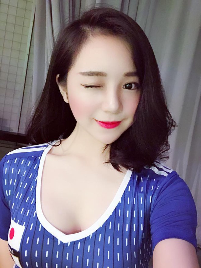 10X Hưng Yên nổi tiếng với bức ảnh ngủ gật có mặt trong dàn hot girl cổ vũ World Cup - Ảnh 3.