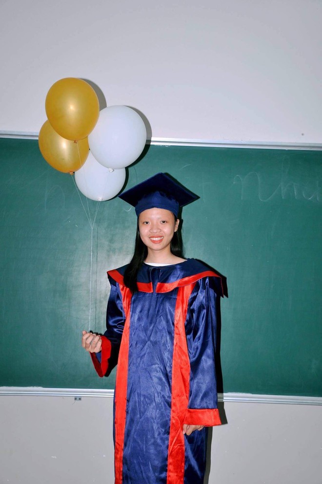 Thanh niên ngồi cặm cụi xóa toàn bộ lông mày của các bạn cùng lớp cho vui, nào ngờ biến luôn thành trend trên MXH - Ảnh 14. Thanh niên ngồi cặm cụi xóa toàn bộ lông mày của các bạn cùng lớp cho vui, nào ngờ biến luôn thành trend trên MXH - Ảnh 14.