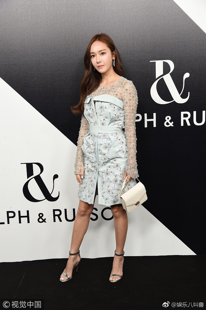 Jessica Jung khoe nhan sắc trong veo và gu thời trang đẳng cấp tại show diễn thời trang - Ảnh 9.