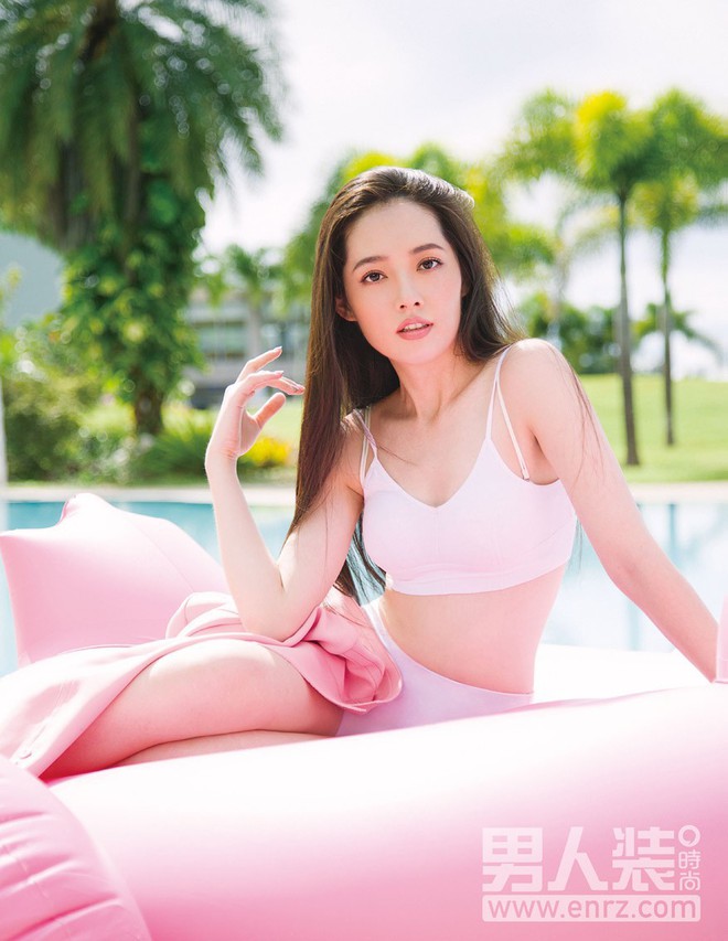 So sánh 5 cô bạn gái của Phùng Thiệu Phong: Người bị chê EQ thấp, kẻ lộ ảnh nóng thuở chập chững vào nghề - Ảnh 10. So sánh 5 cô bạn gái của Phùng Thiệu Phong: Người bị chê EQ thấp, kẻ lộ ảnh nóng thuở chập chững vào nghề - Ảnh 10.