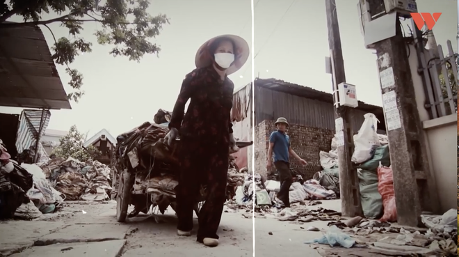 Đứa bé được người đàn bà 14 năm nuôi dạy thay mẹ ruột: Giờ bà cột tóc cho Thương đi học, mai kia bà già yếu, Thương chải đầu hộ bà nhé - Ảnh 5. Đứa bé được người đàn bà 14 năm nuôi dạy thay mẹ ruột: Giờ bà cột tóc cho Thương đi học, mai kia bà già yếu, Thương chải đầu hộ bà nhé - Ảnh 5.