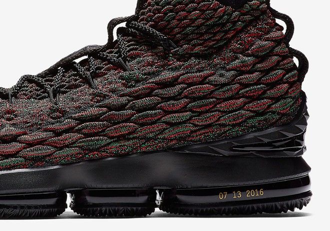 Nike LeBron 15 BHM