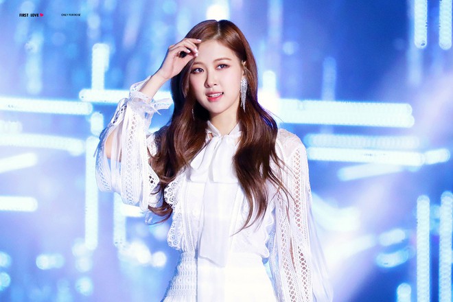 Choáng vì 2 thành viên Black Pink xuất hiện trên Instagram web sex lớn nhất thế giới, chuyện gì đang xảy ra? - Ảnh 4. Choáng vì 2 thành viên Black Pink xuất hiện trên Instagram web sex lớn nhất thế giới, chuyện gì đang xảy ra? - Ảnh 4.