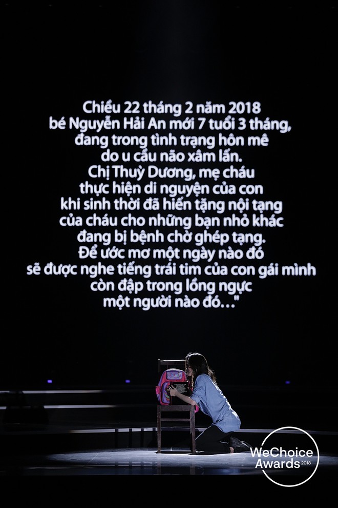 Nghẹn ngào xem tiết mục múa tái hiện câu chuyện về thiên sứ Hải An tại Gala WeChoice Awards 2018 - Ảnh 4.